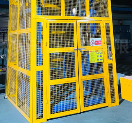 松桃货梯可以安装在室外吗