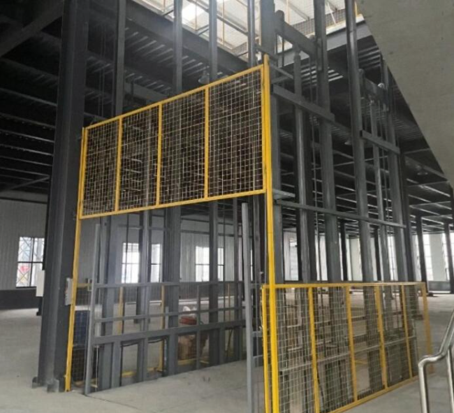 松桃请详细介绍一下货梯安装在室外的维护方法